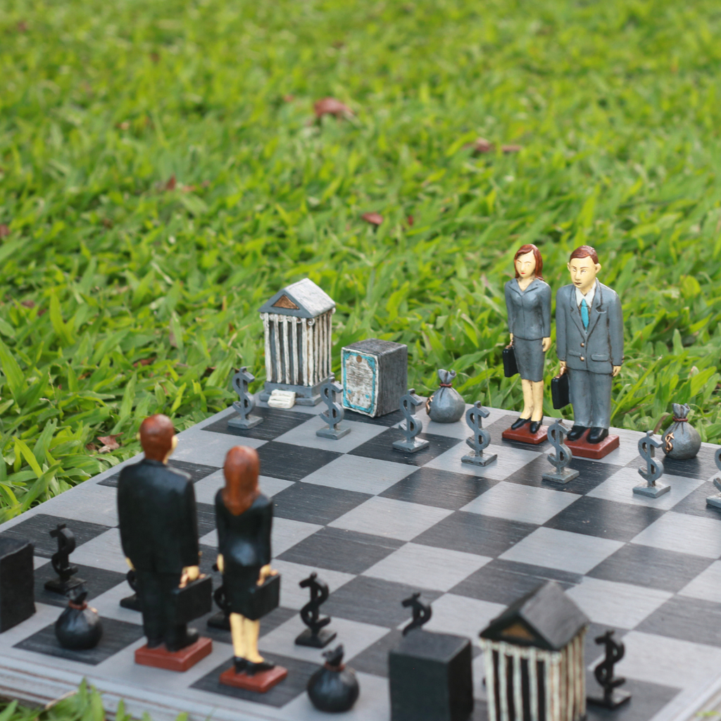 Financial Themed Chess Set image 12