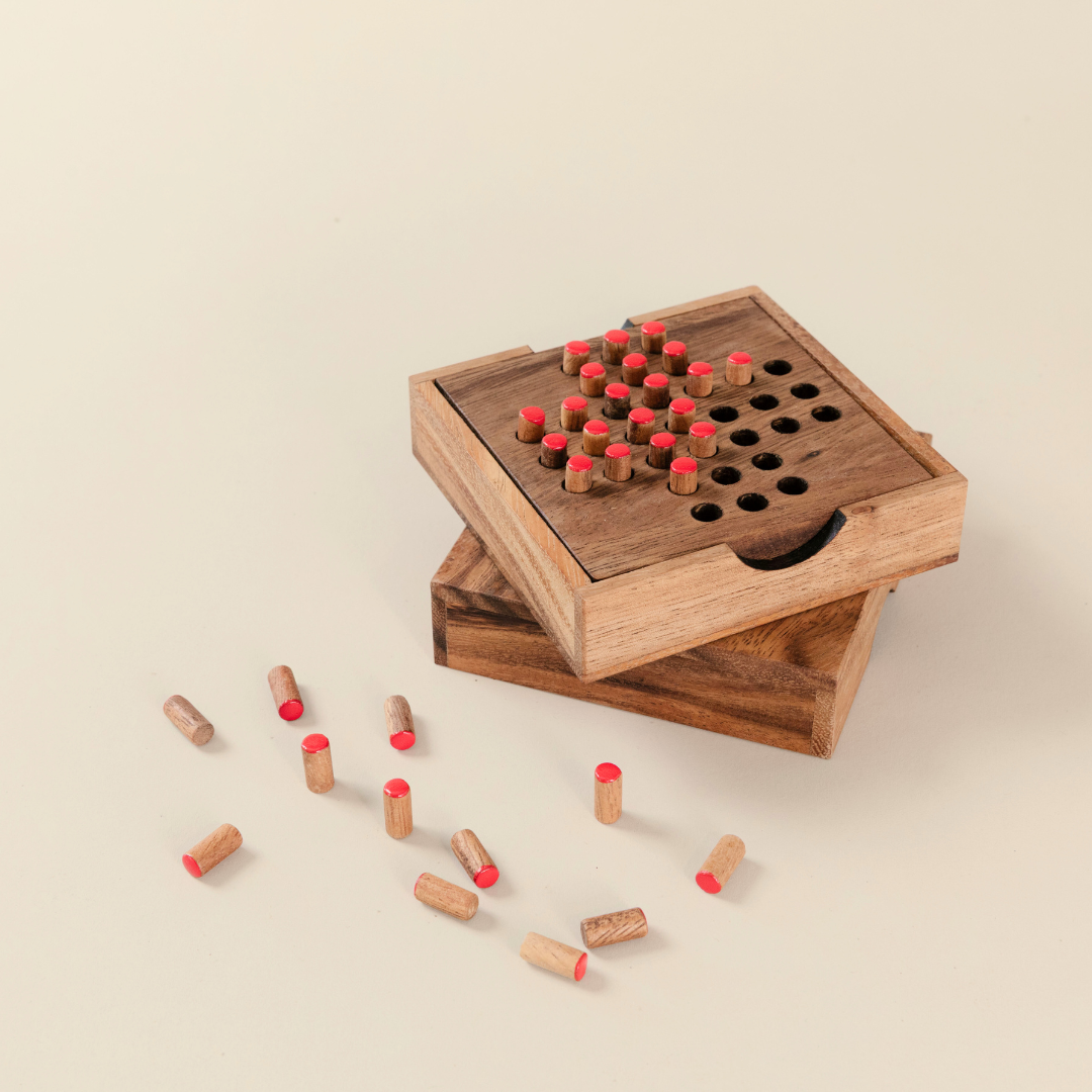 Solitaire Peg image 3
