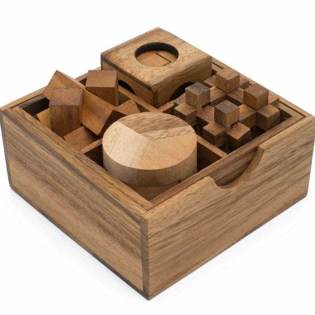 Set of four puzzles (WG-575) image 0