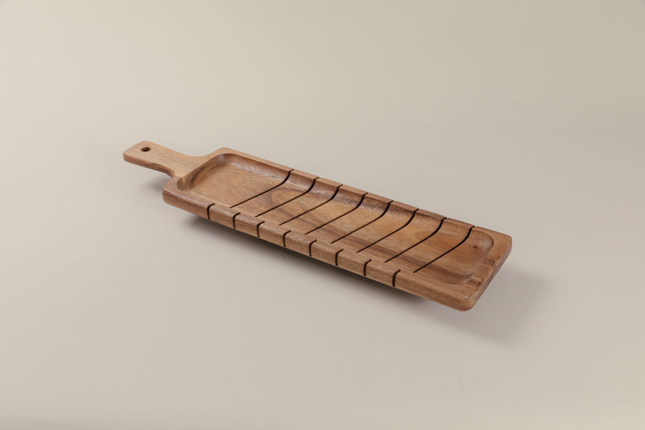 AW-4830 Cutting bread board with handle (2)